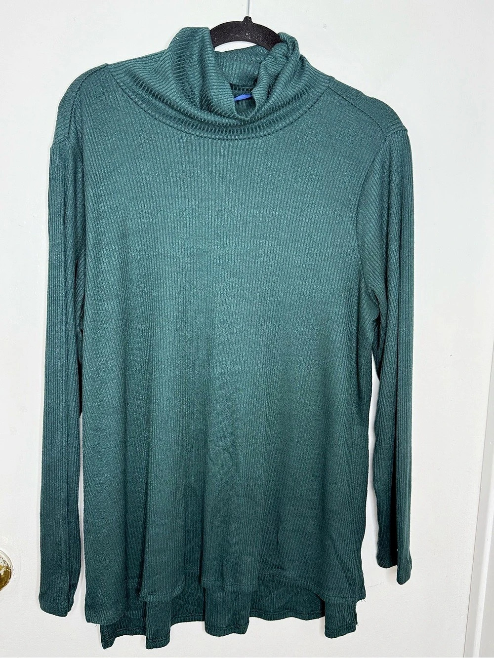 Apt. 9 Turtle Neck Sweater in Green Size XL